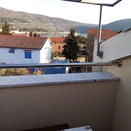 Apartments Vitkovic Cres Zewnętrze zdjęcie