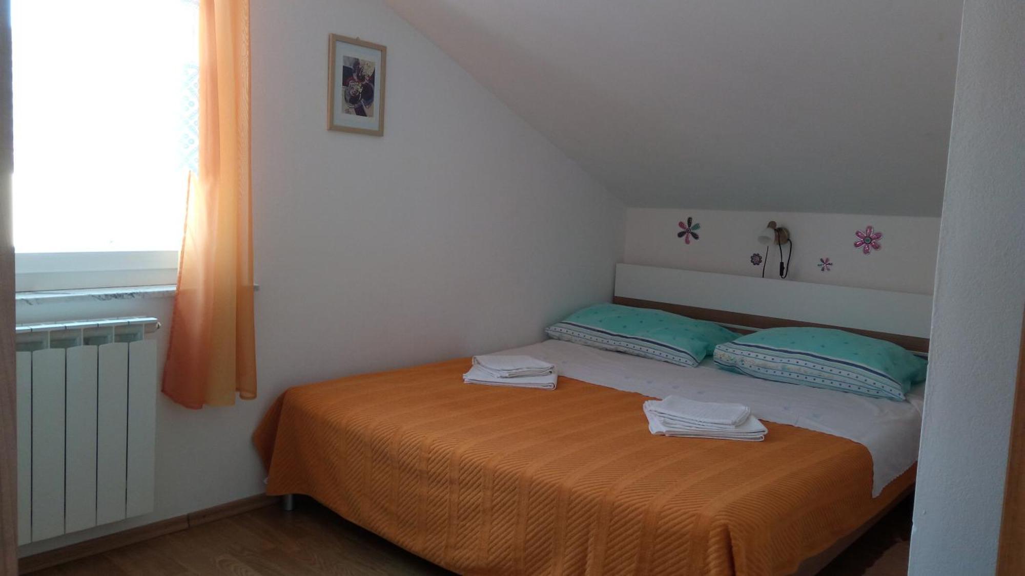 Vitkovic Cres